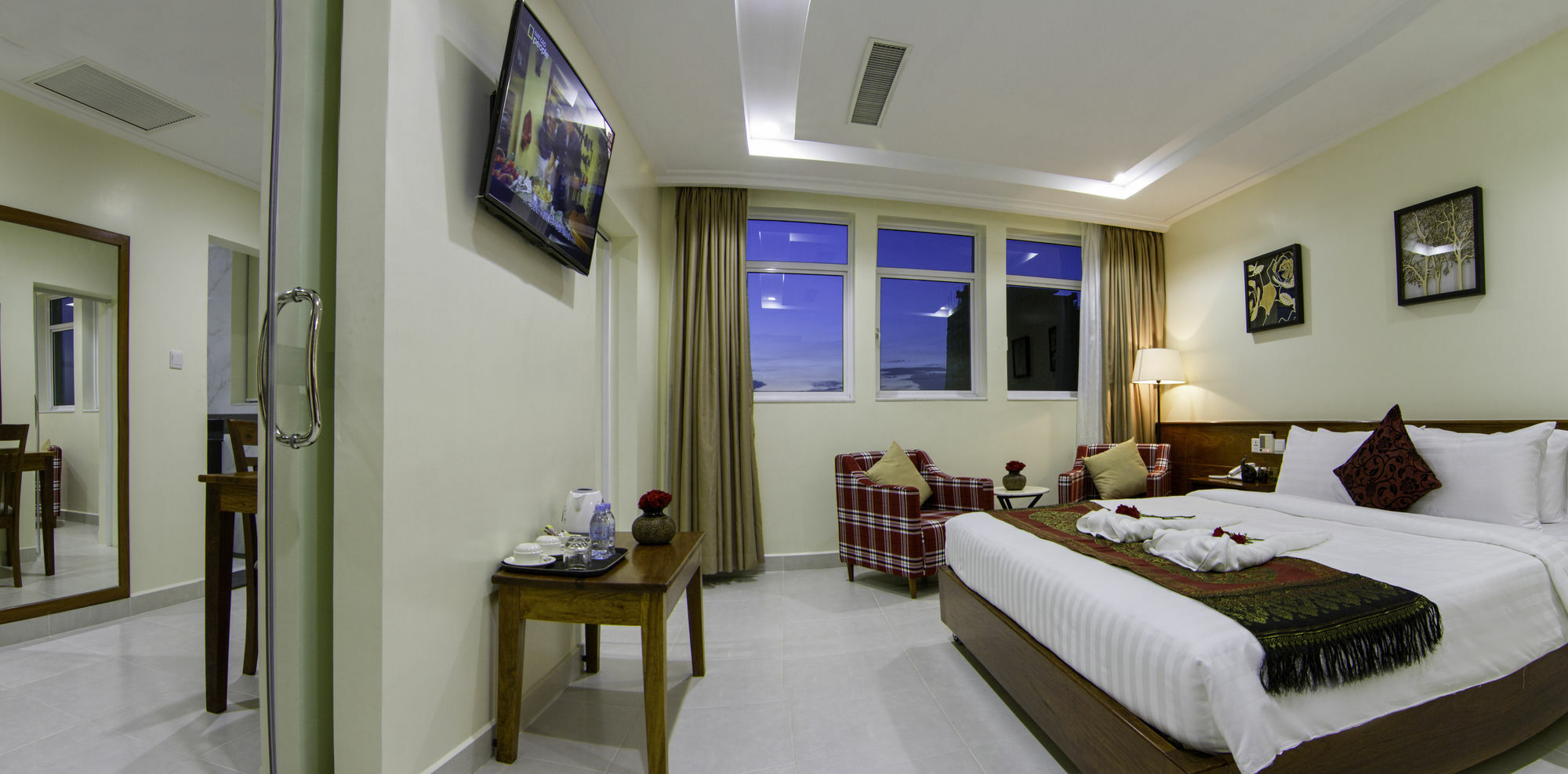 โรงแรมโรส เอมเมอรัลด์ พนมเปญ ภายนอก รูปภาพ