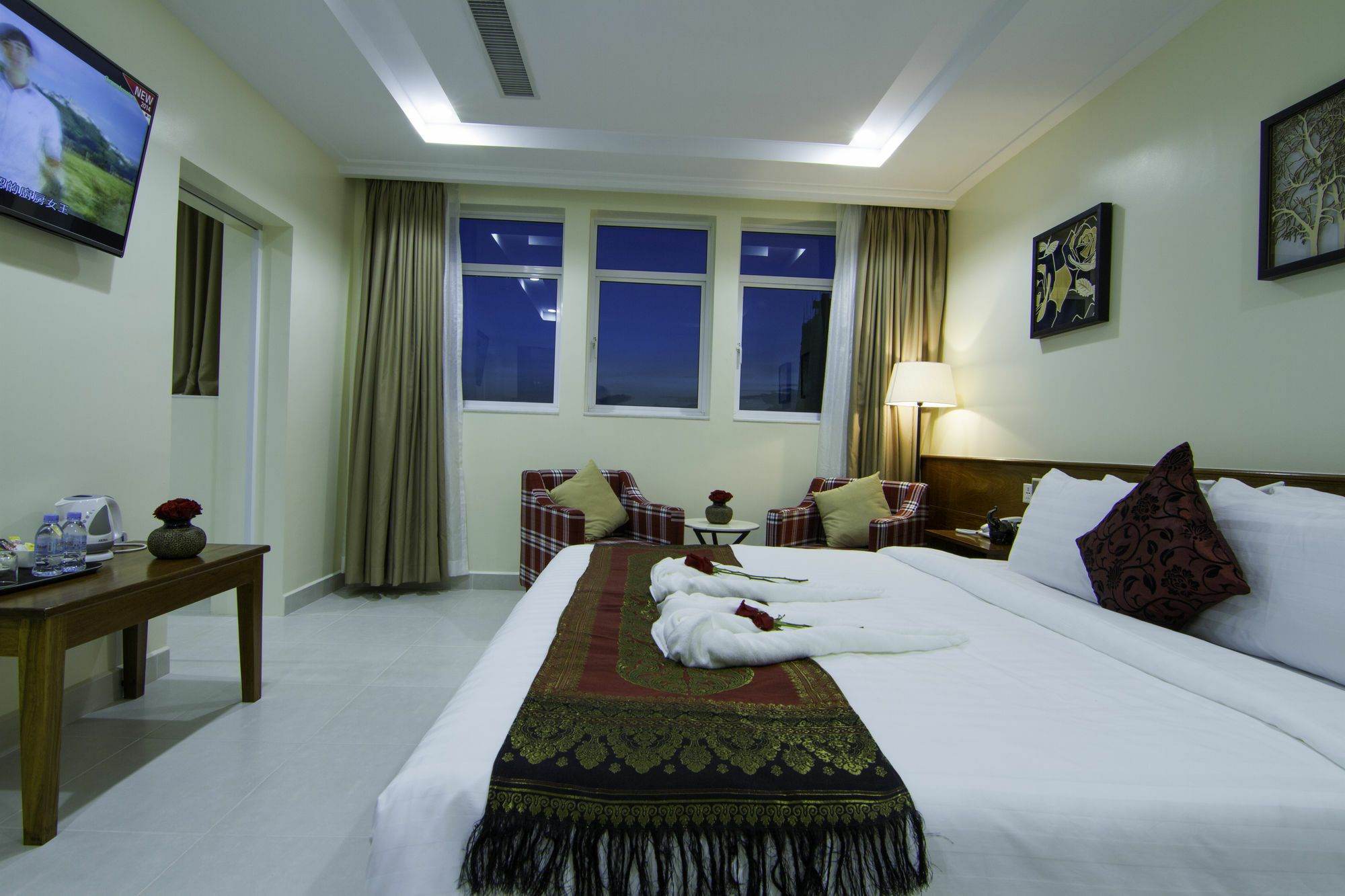 โรงแรมโรส เอมเมอรัลด์ พนมเปญ ภายนอก รูปภาพ